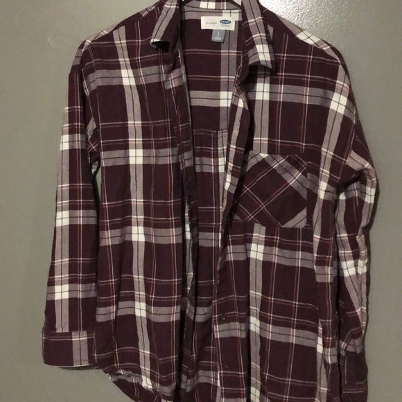 Old Navy Tops - Old Navy maroon/white flannel